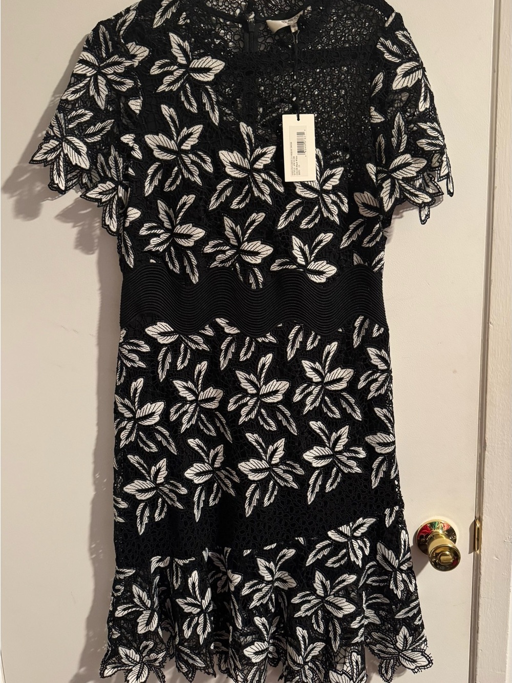 Sea New York Black and White Floral Lace Midi Dress - Picture 3 of 7